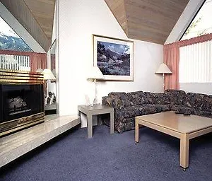 Powder's Edge Hotel Vancouver